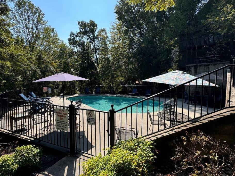 Relax At Forge Chalet Tranquil Retreat Near Attractions ピジョンフォージ エクステリア 写真